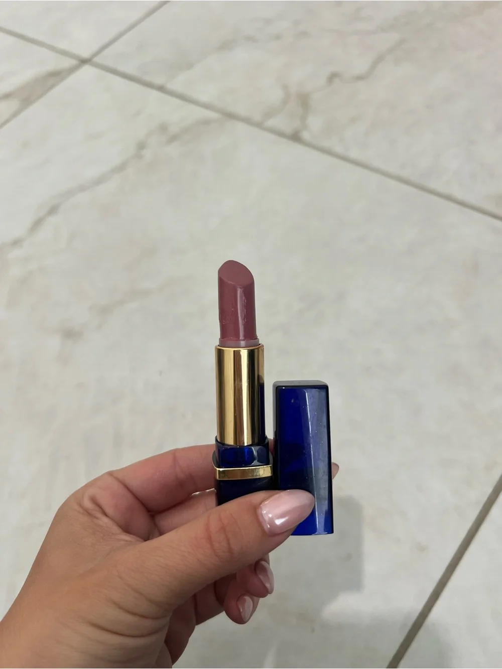 Estée Lauder Pinkberry 182 Long Lasting Lipstick